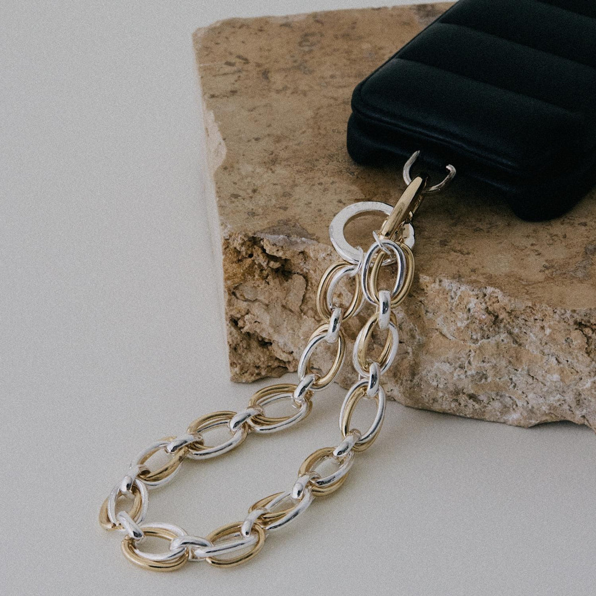 【新品未使用】DEMIU × Nothing And Others ストラップ Nothing And Others × DEMIU」Double Ring Chain Mobile Charm – Donnaruma