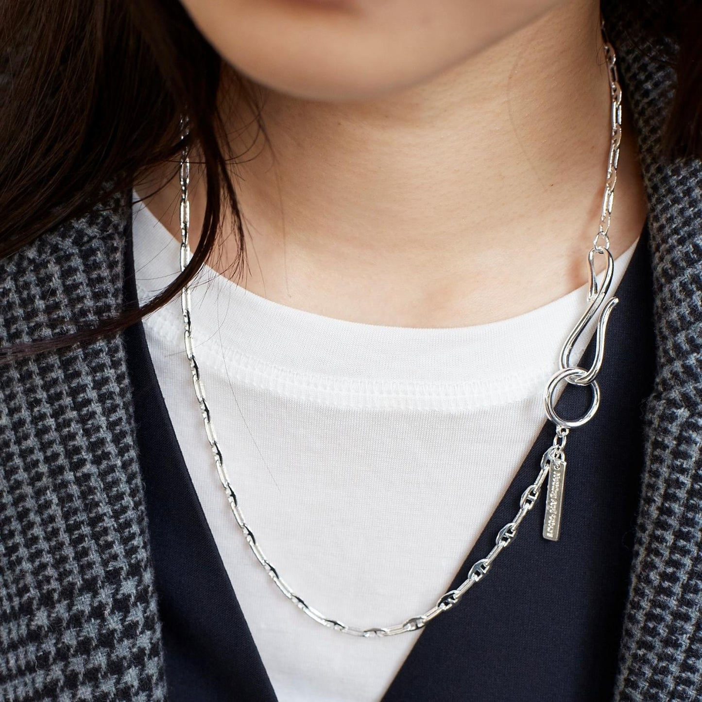 Designchain Big Hook Necklace
