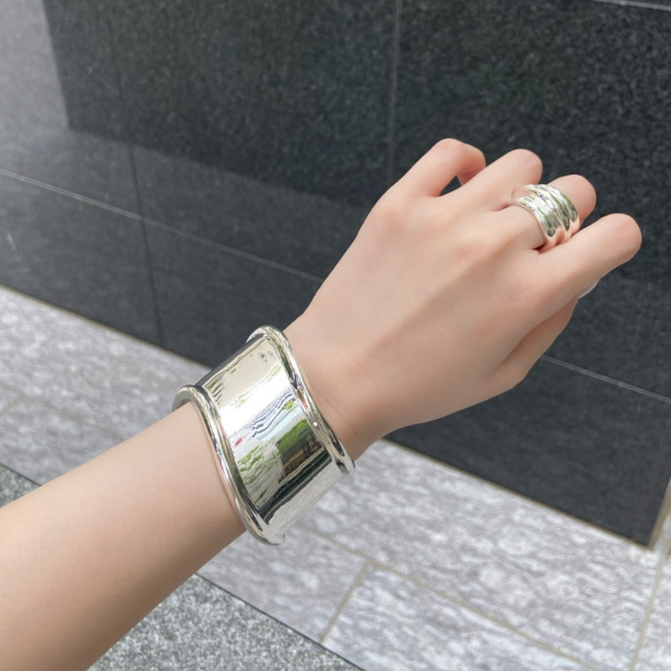 Wave Bangle