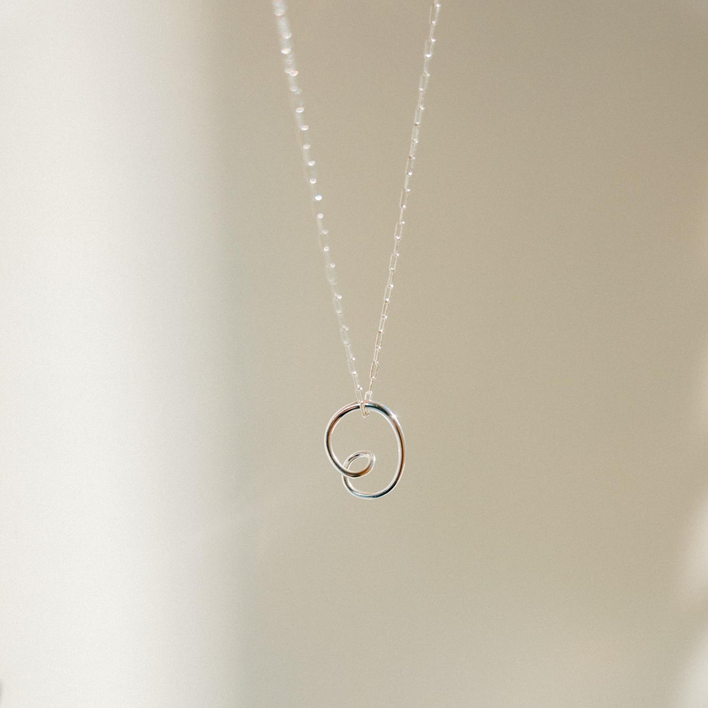 Rotateline motif Necklace
