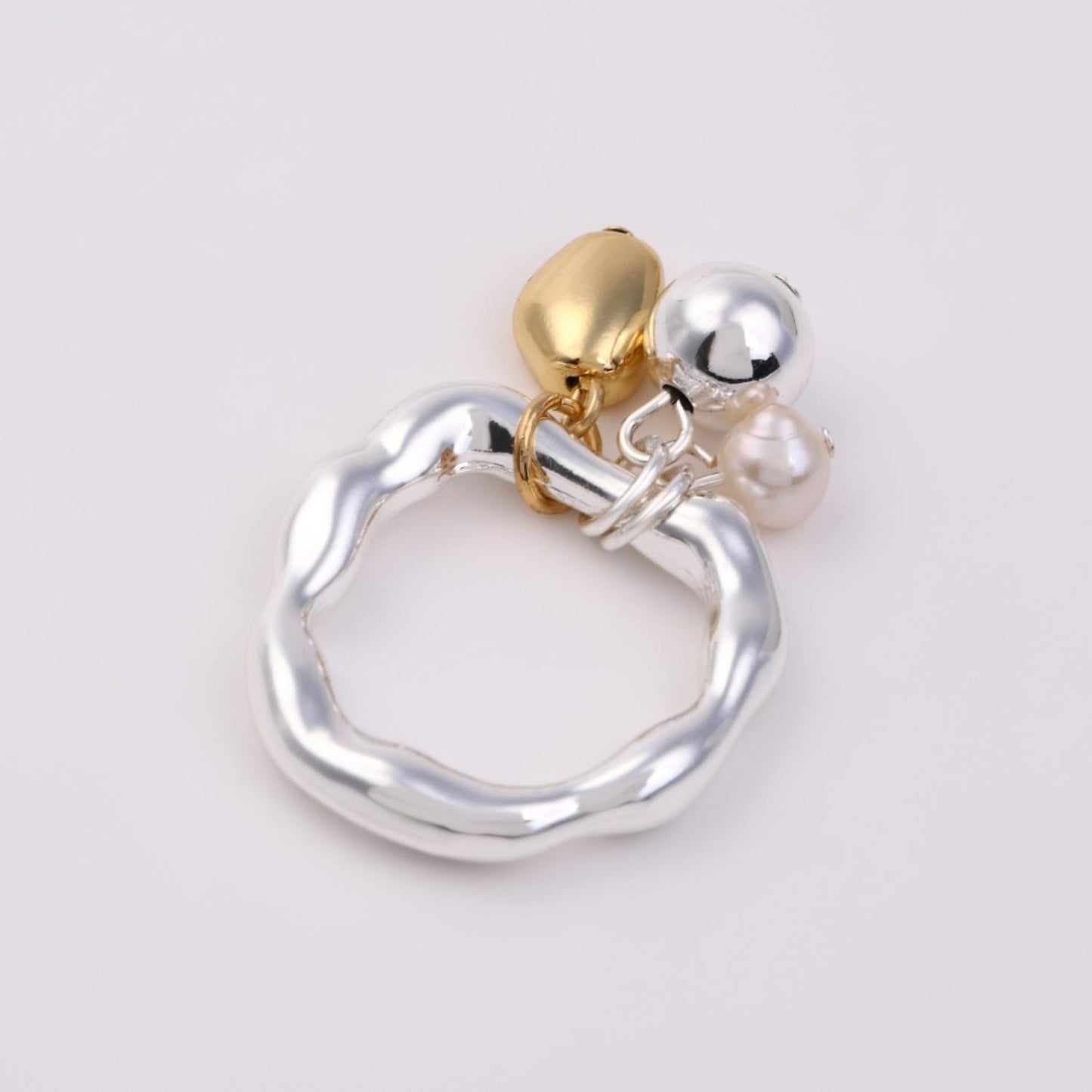 Many motif Ring