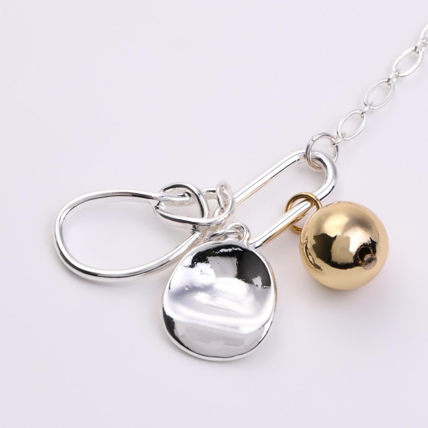 Many motif Lariat