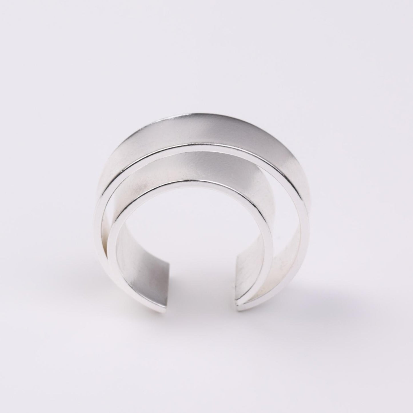 Neat line Ring