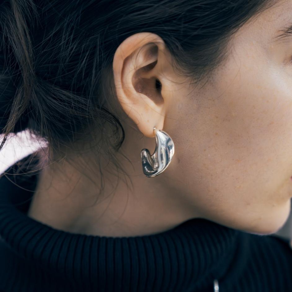 Nuance Curve Pierce