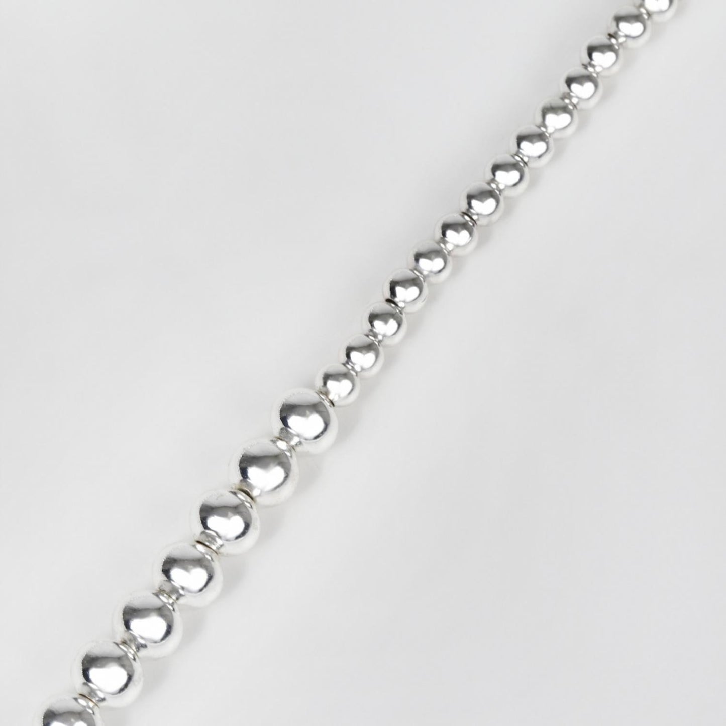 Gradient Dot Necklace