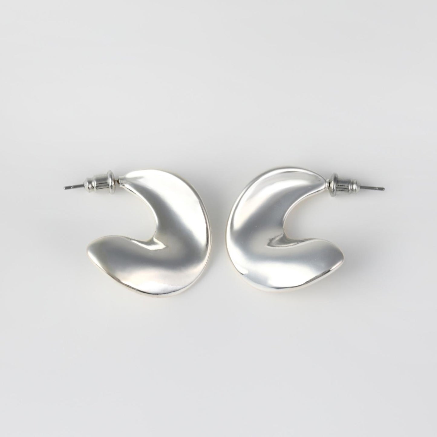 Nuance Curve Pierce
