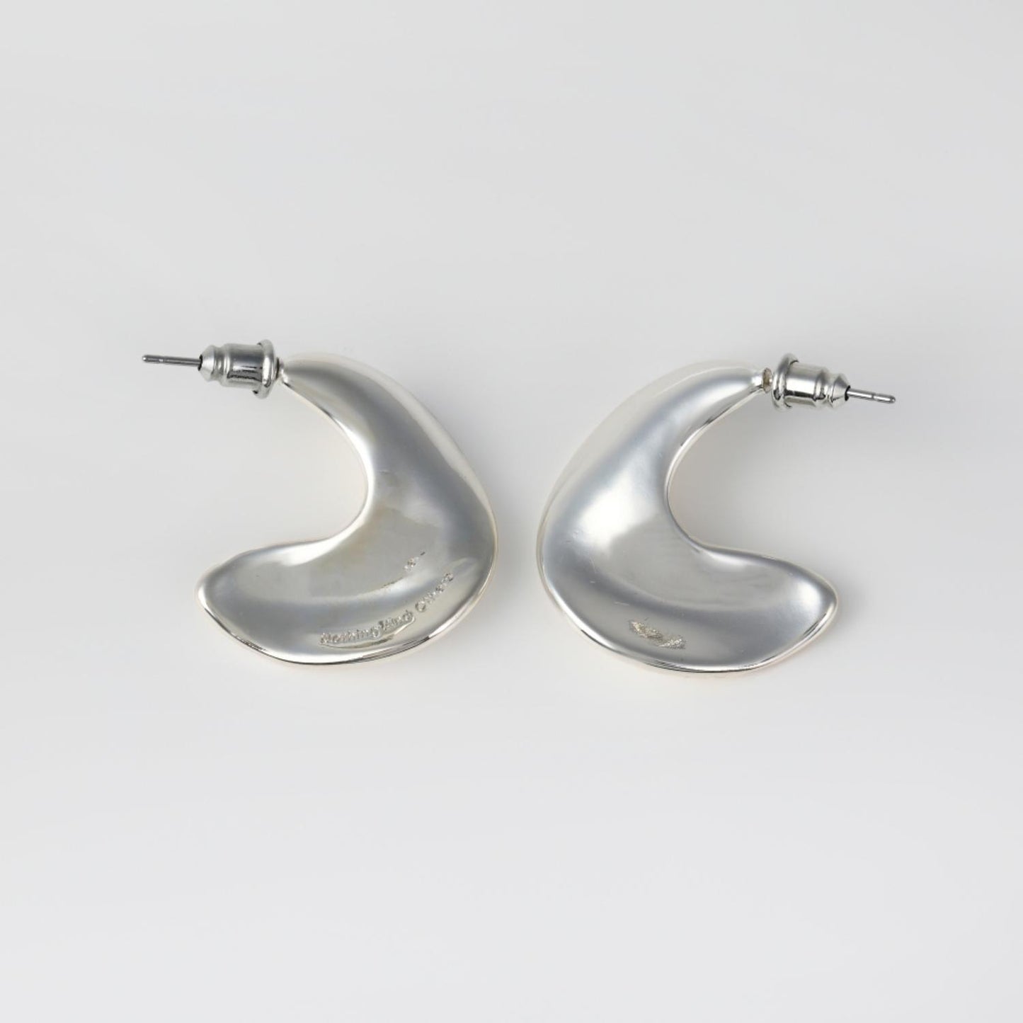 Nuance Curve Pierce