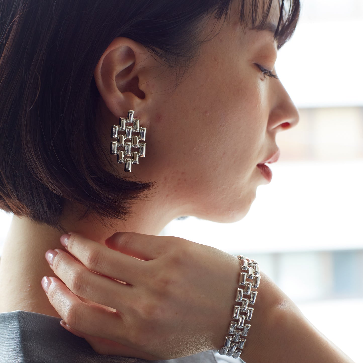 Brick chain Pierce