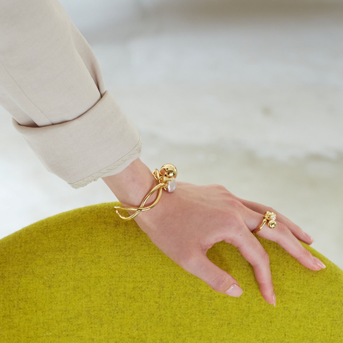Many motif Bangle
