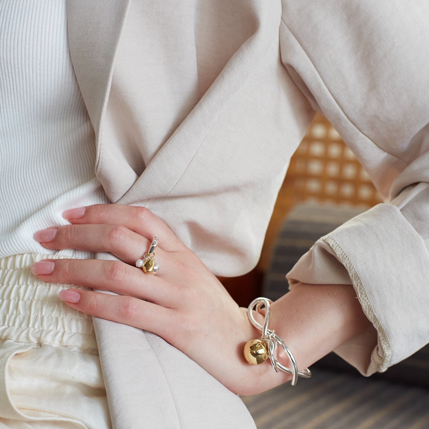 Many motif Ring