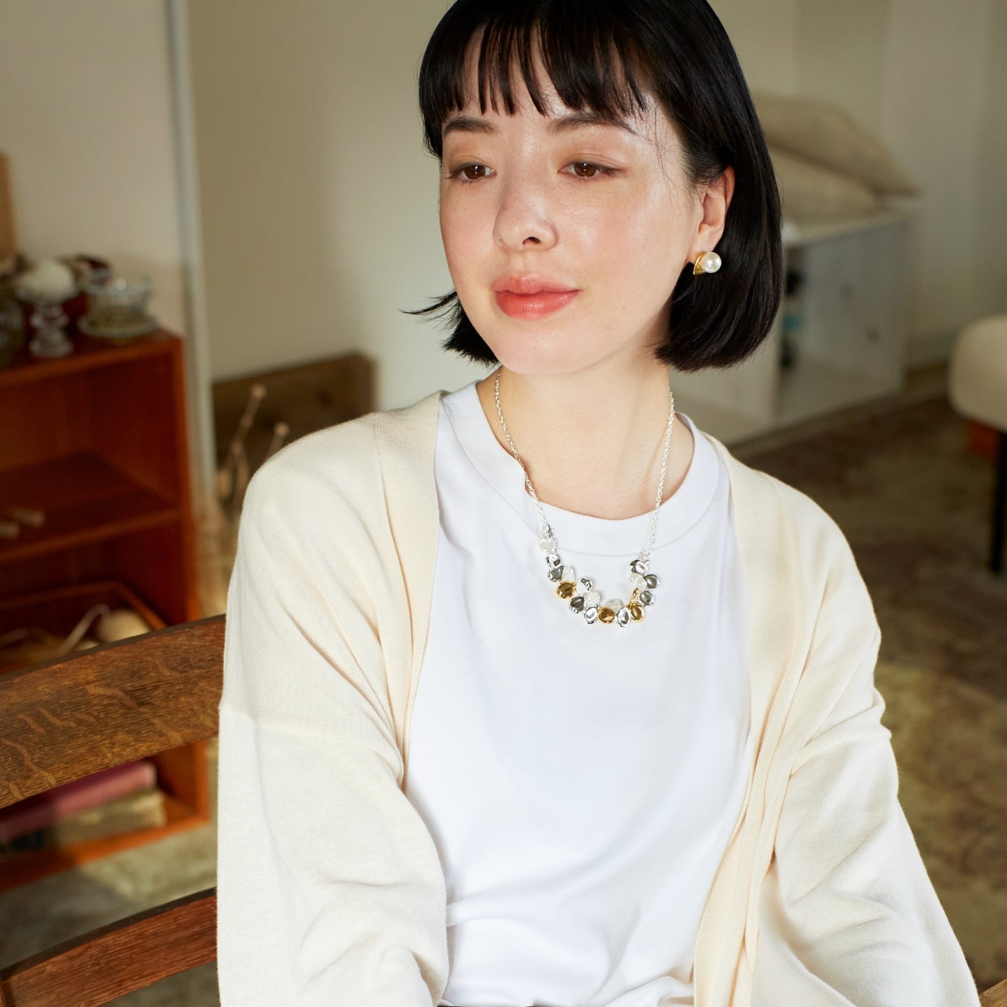 Big pearl Simple Pierce