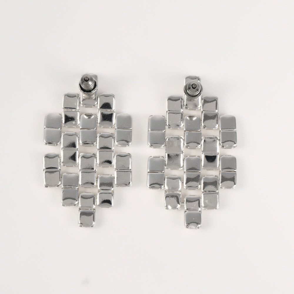 Brick chain Pierce