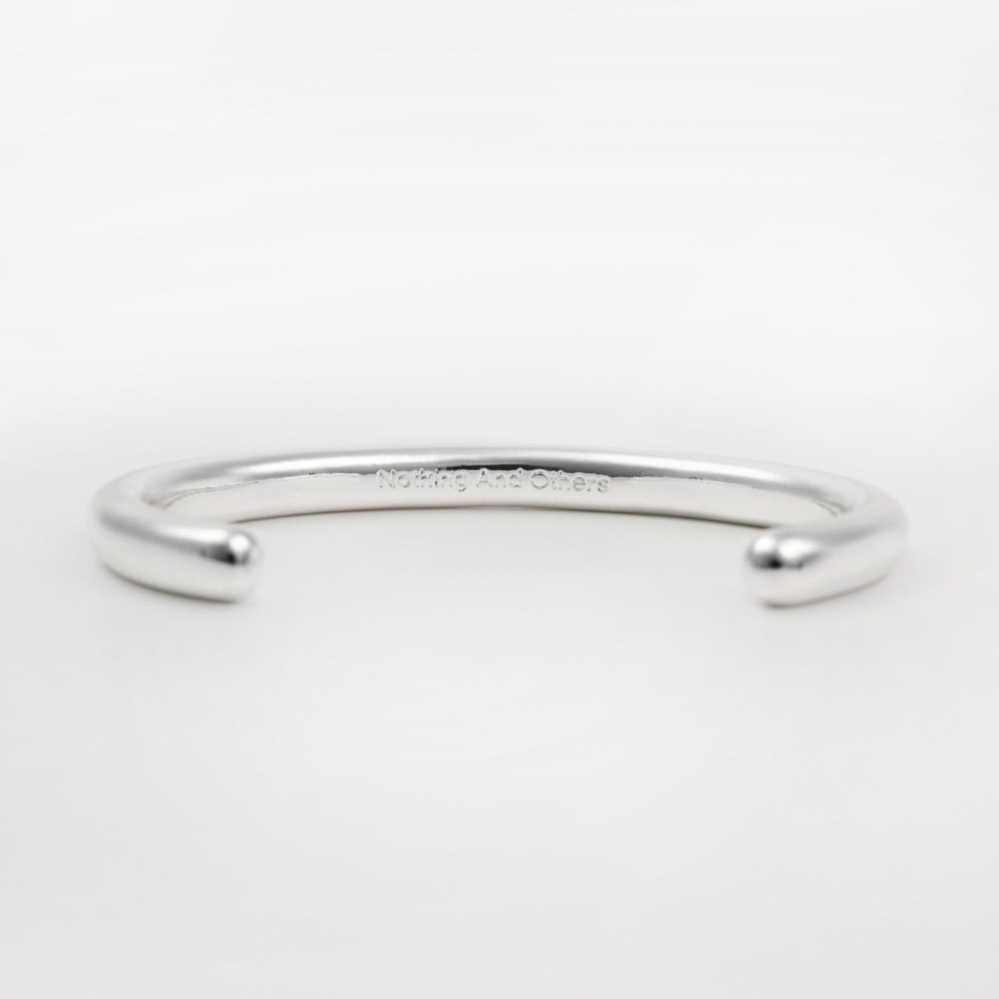 UN Plane Bangle