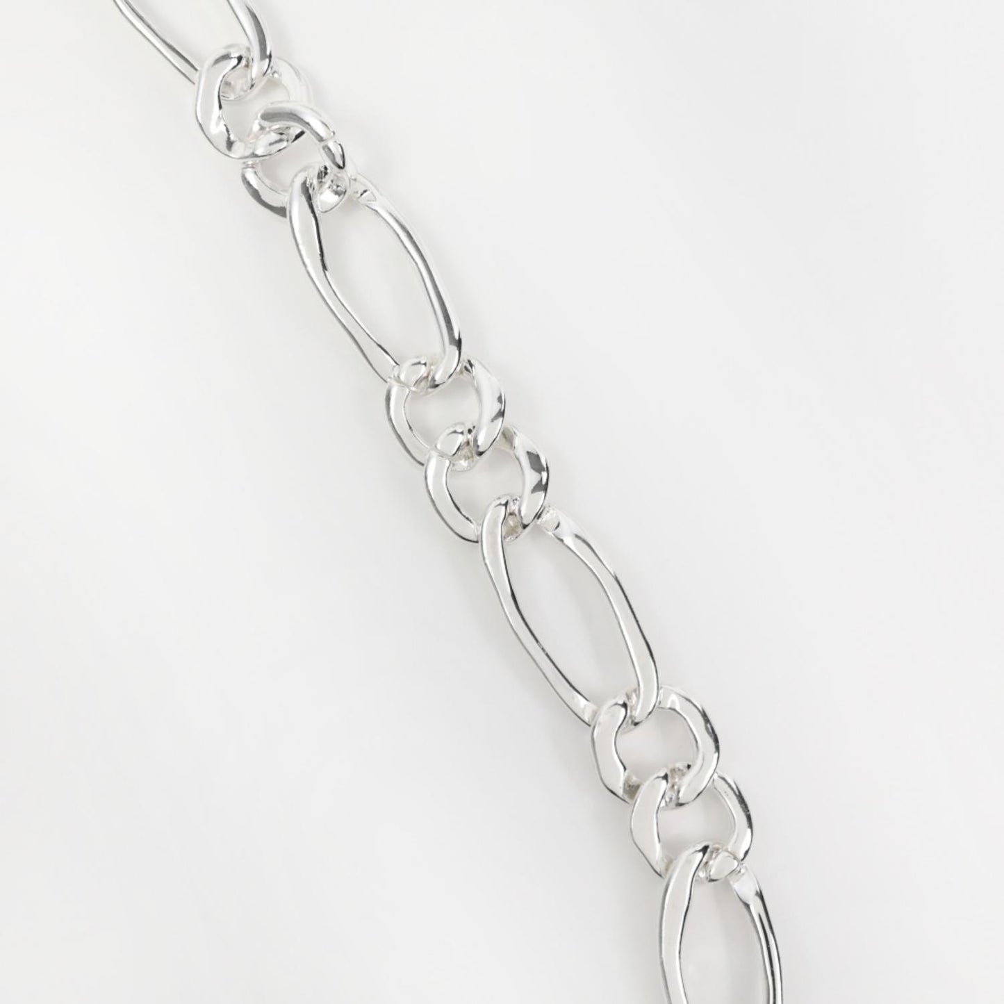 UN Mutually Necklace