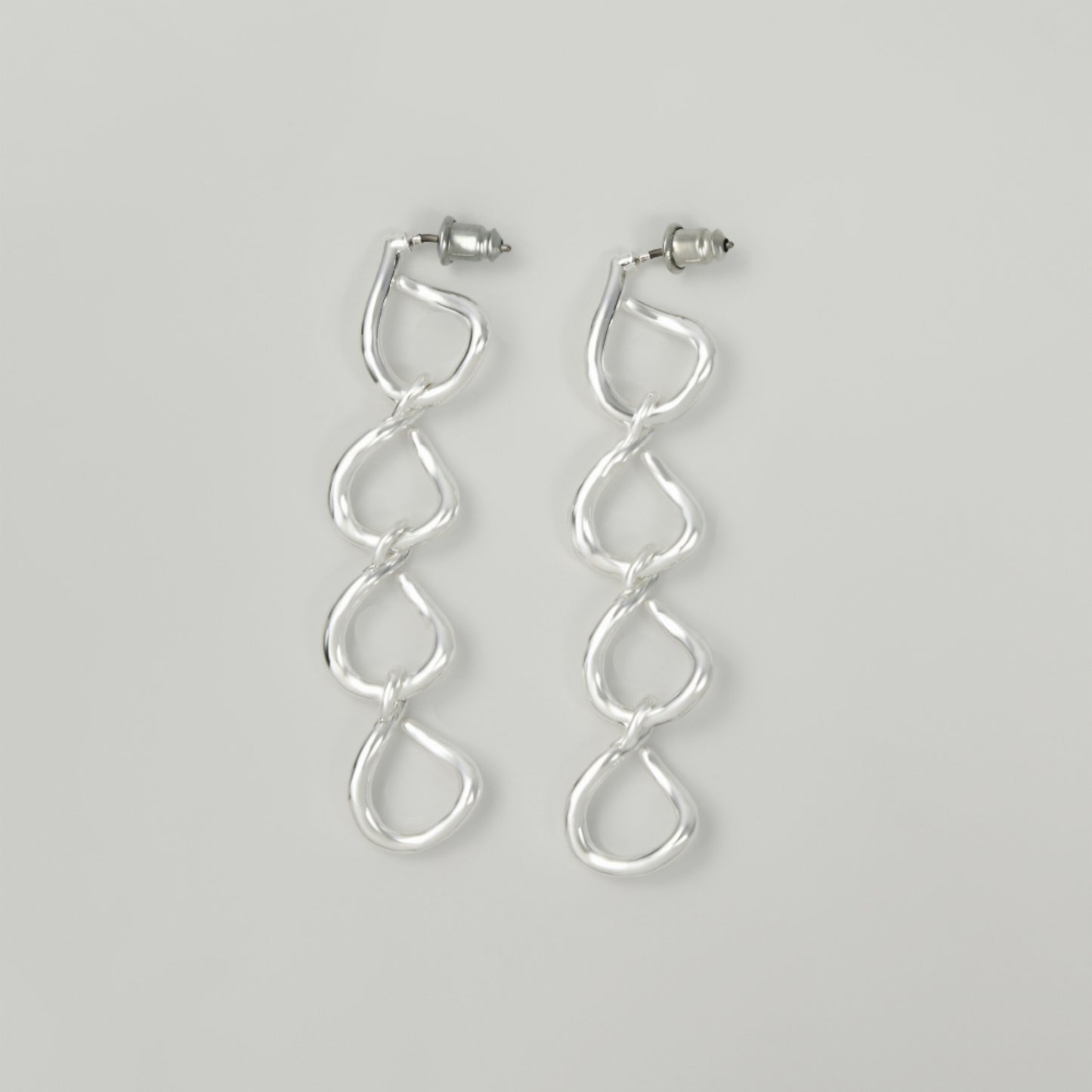 Hook chain Pierce