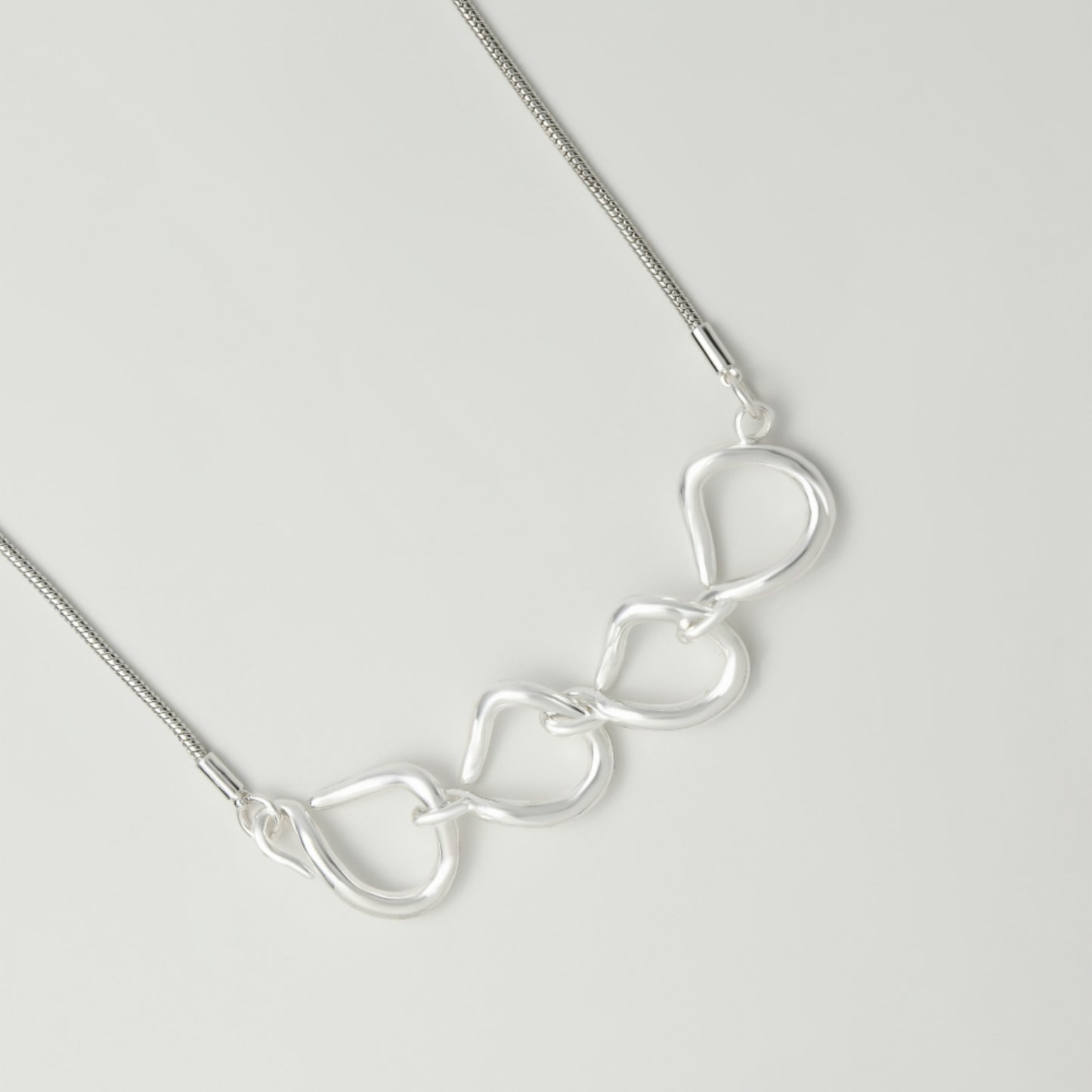 Hook motif Necklace