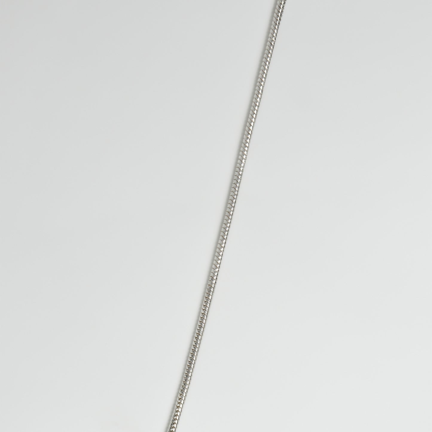 Hook motif Necklace