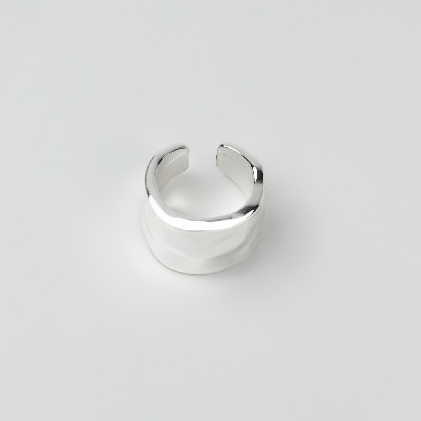 Edge nuance Ring