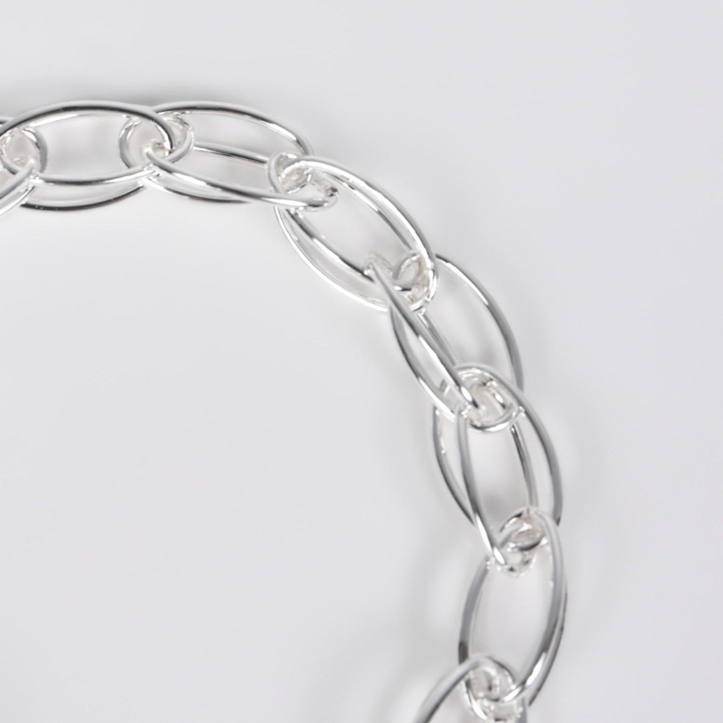 Swaying drop Bracelet