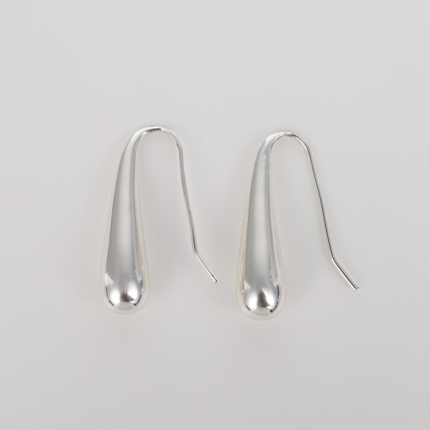 Swaying drop Pierce