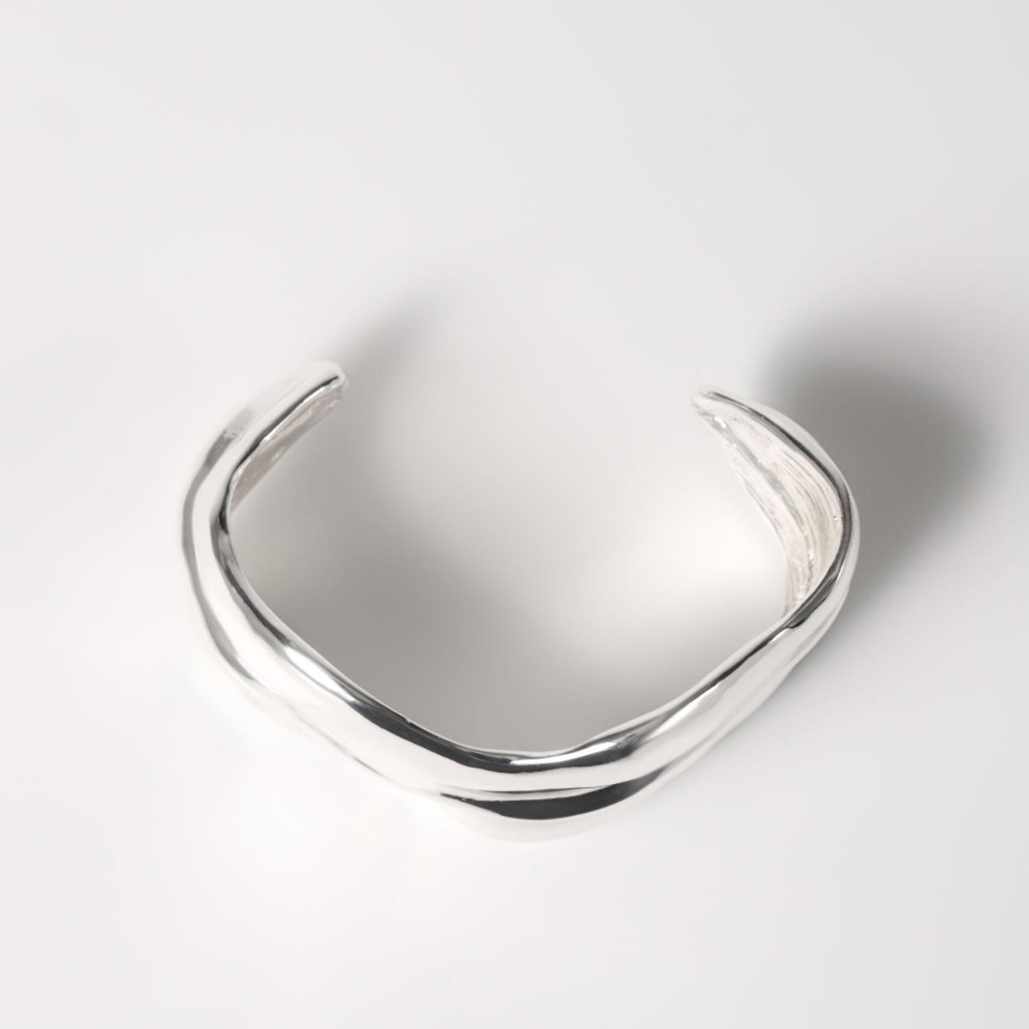 Drawing line Bangle