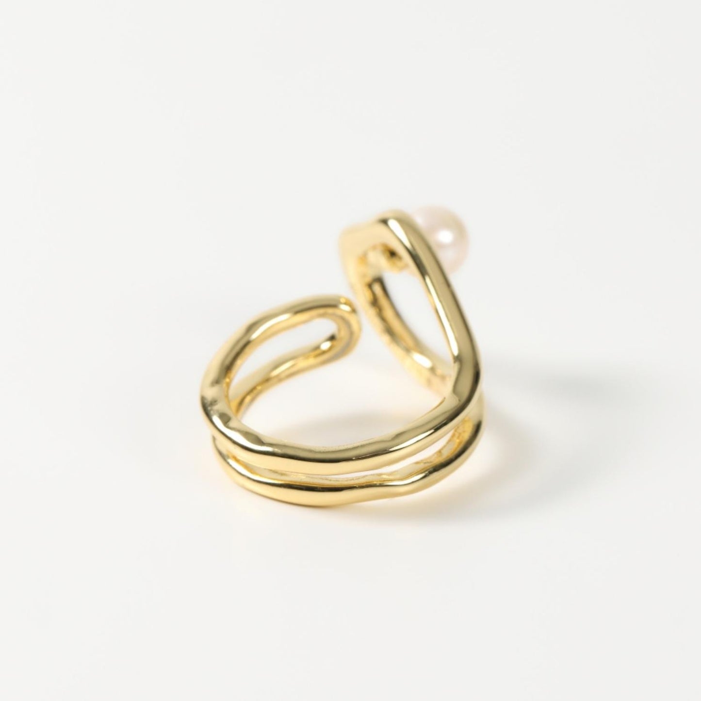 Stickout pearl Ring