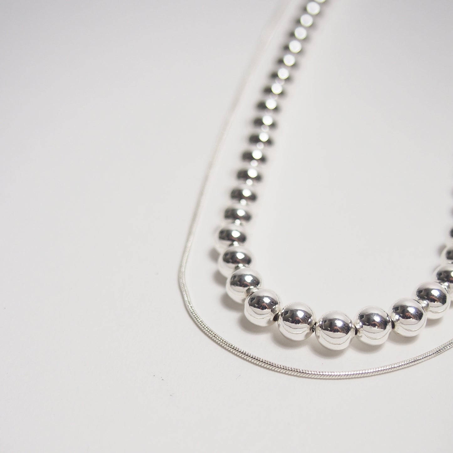 Dot Necklace