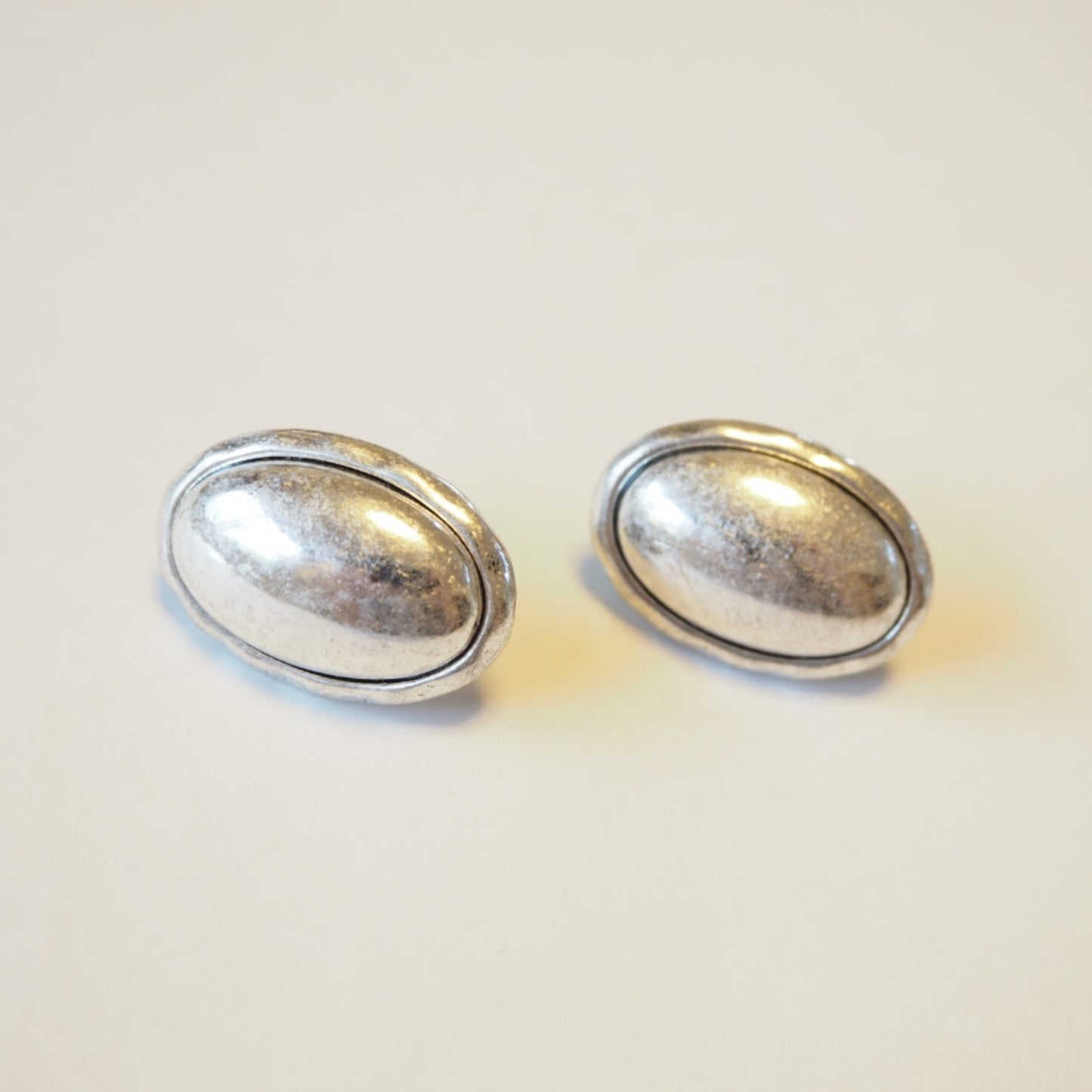 oval earrings