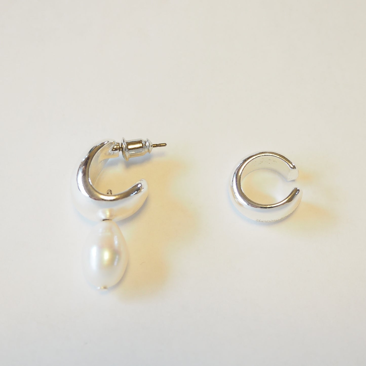 Fresh water pearl Ear Set