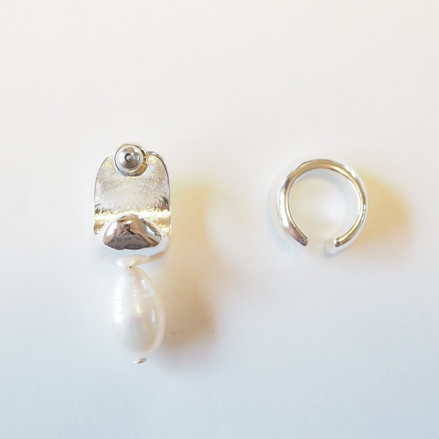 Fresh water pearl Ear Set