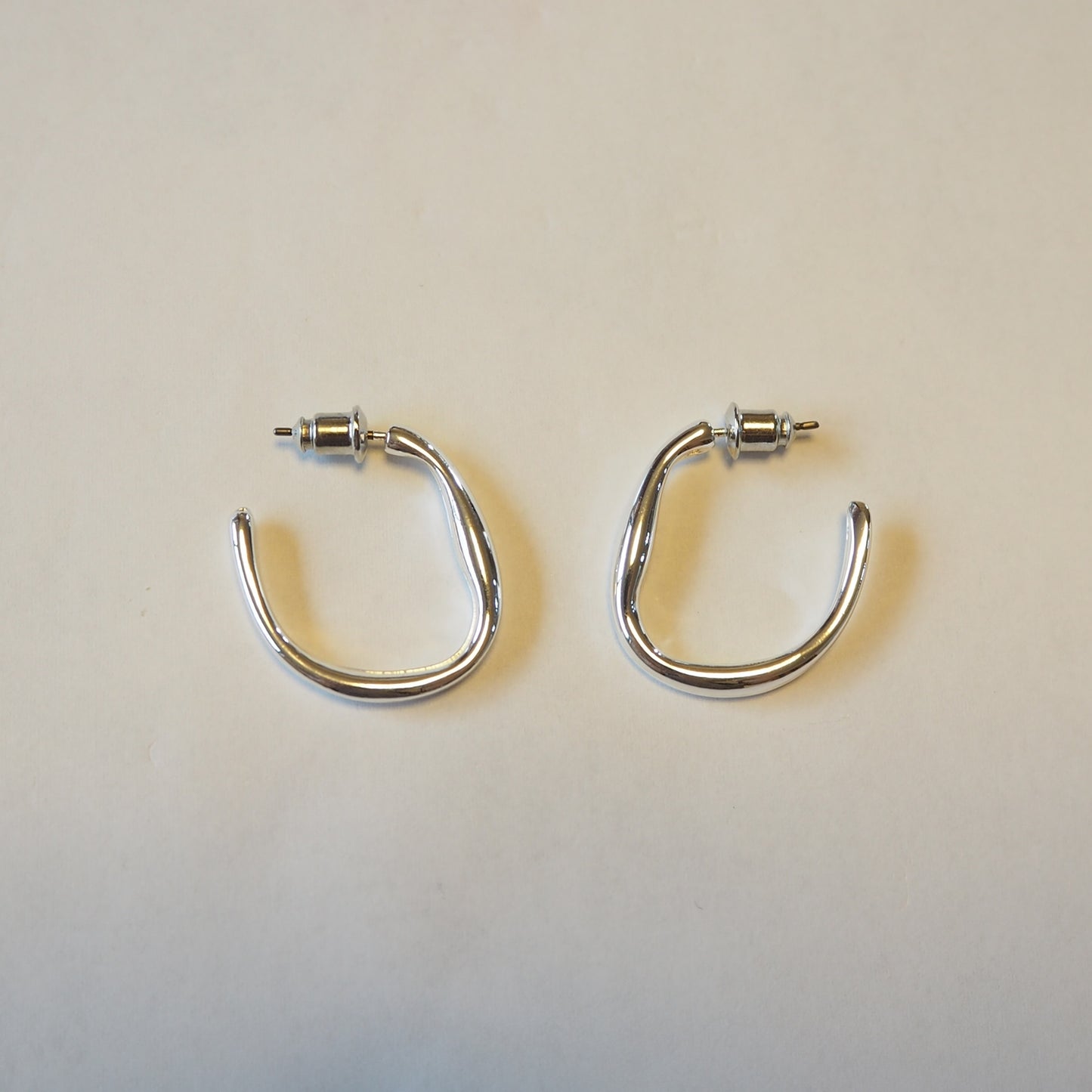 Nuance Line Pierce