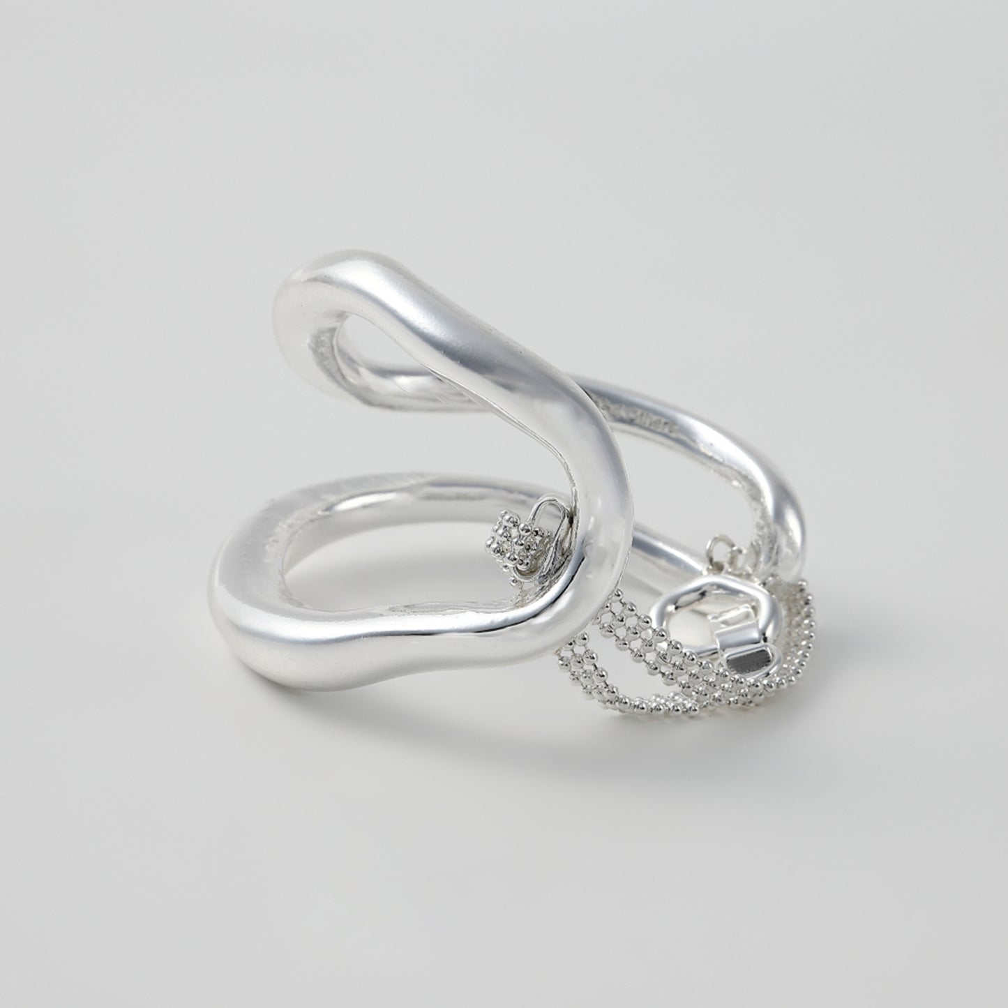 Half volume Bangle