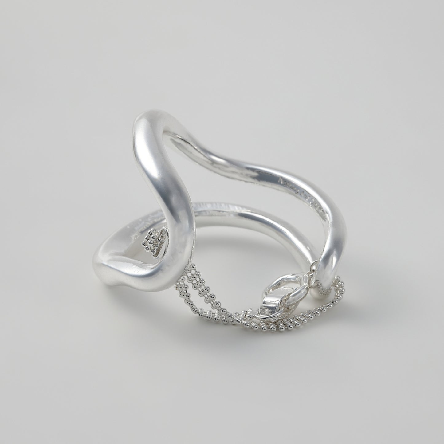 Half volume Bangle