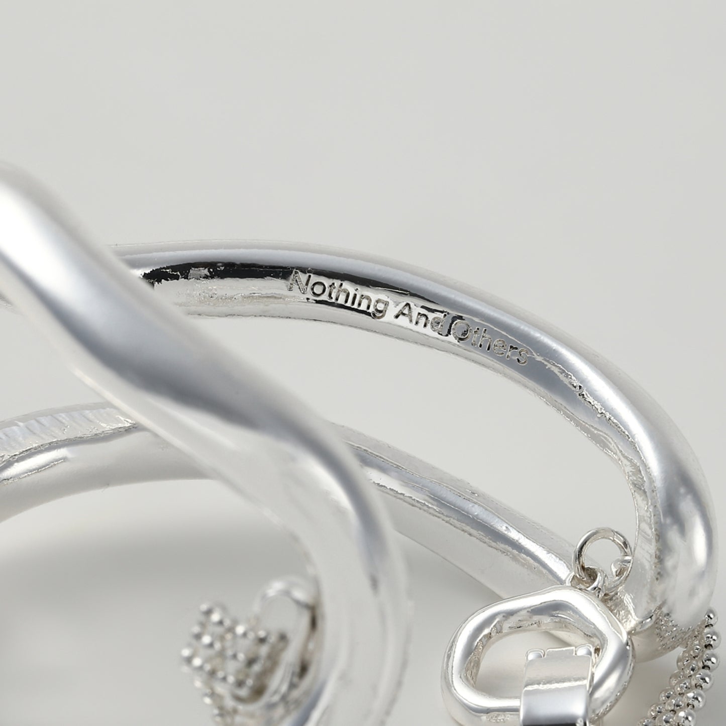 Half volume Bangle