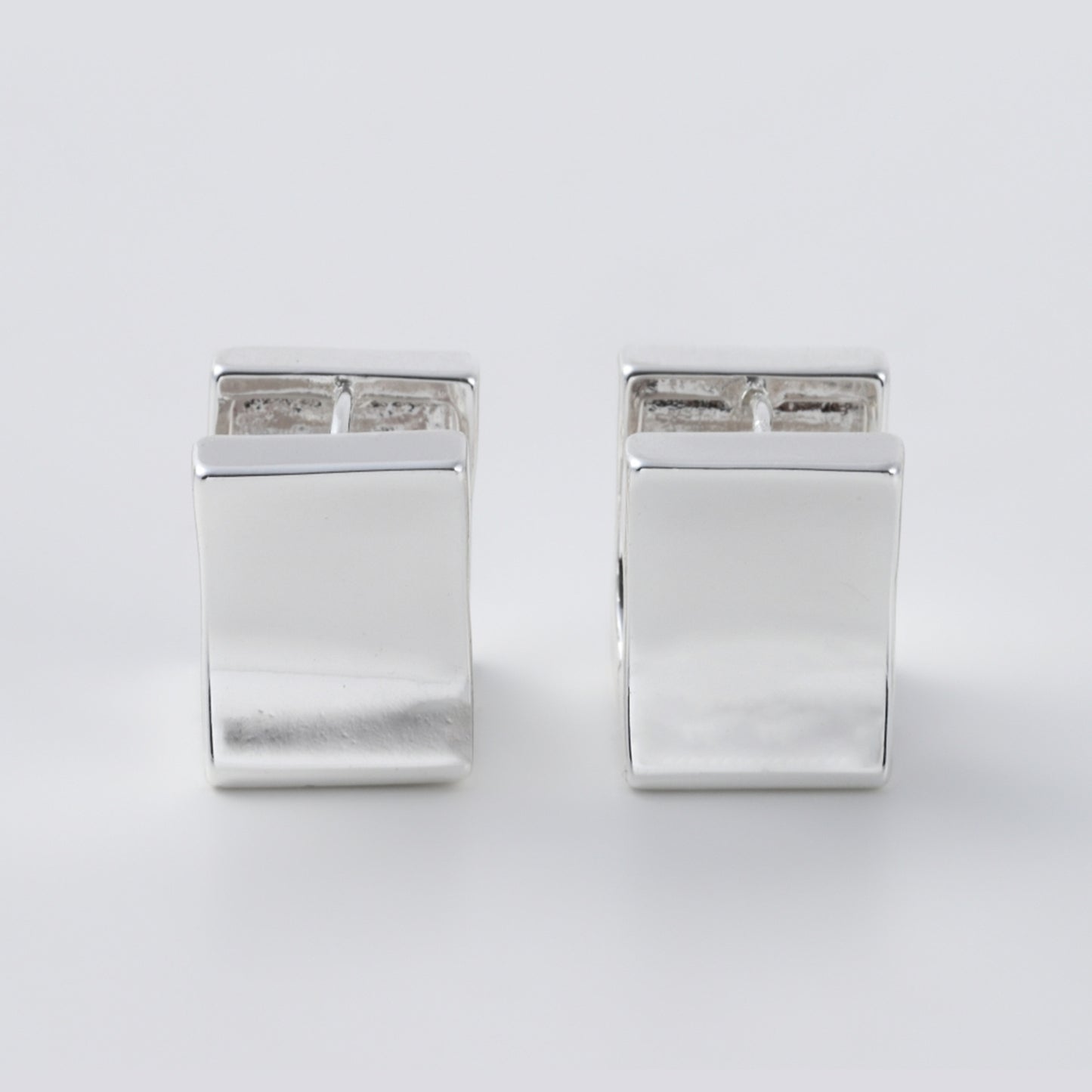 Square shape Pierce
