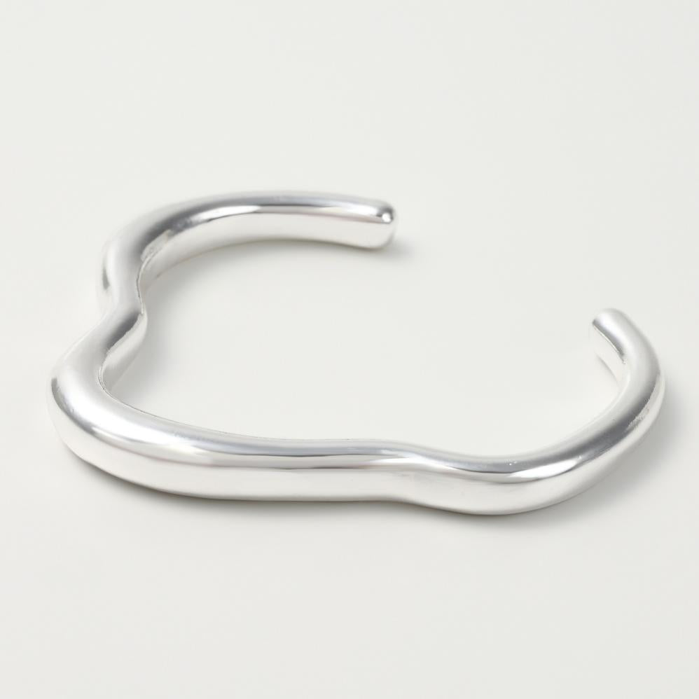 Nuance wave Bangle