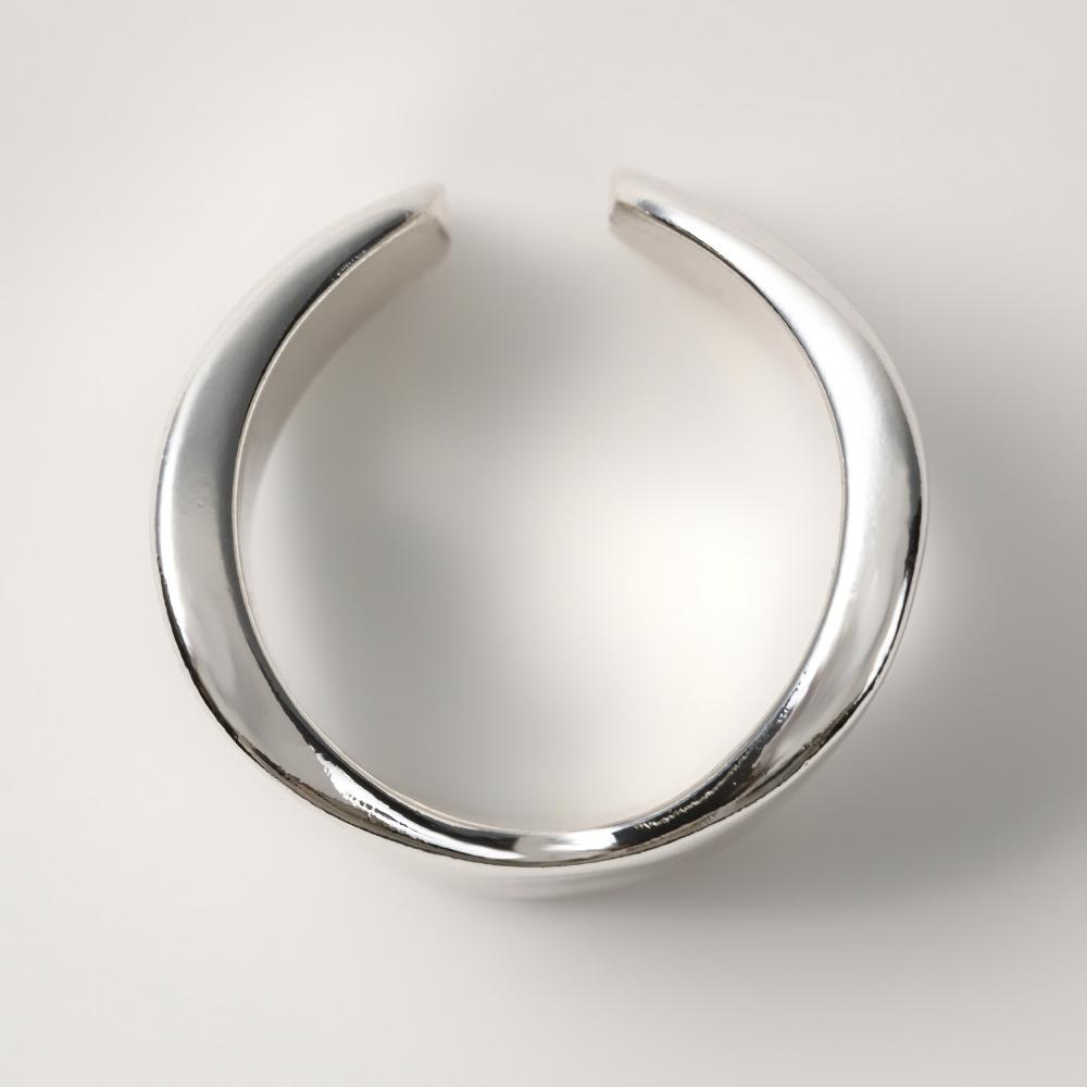 Thickness asymmetry wave Ring