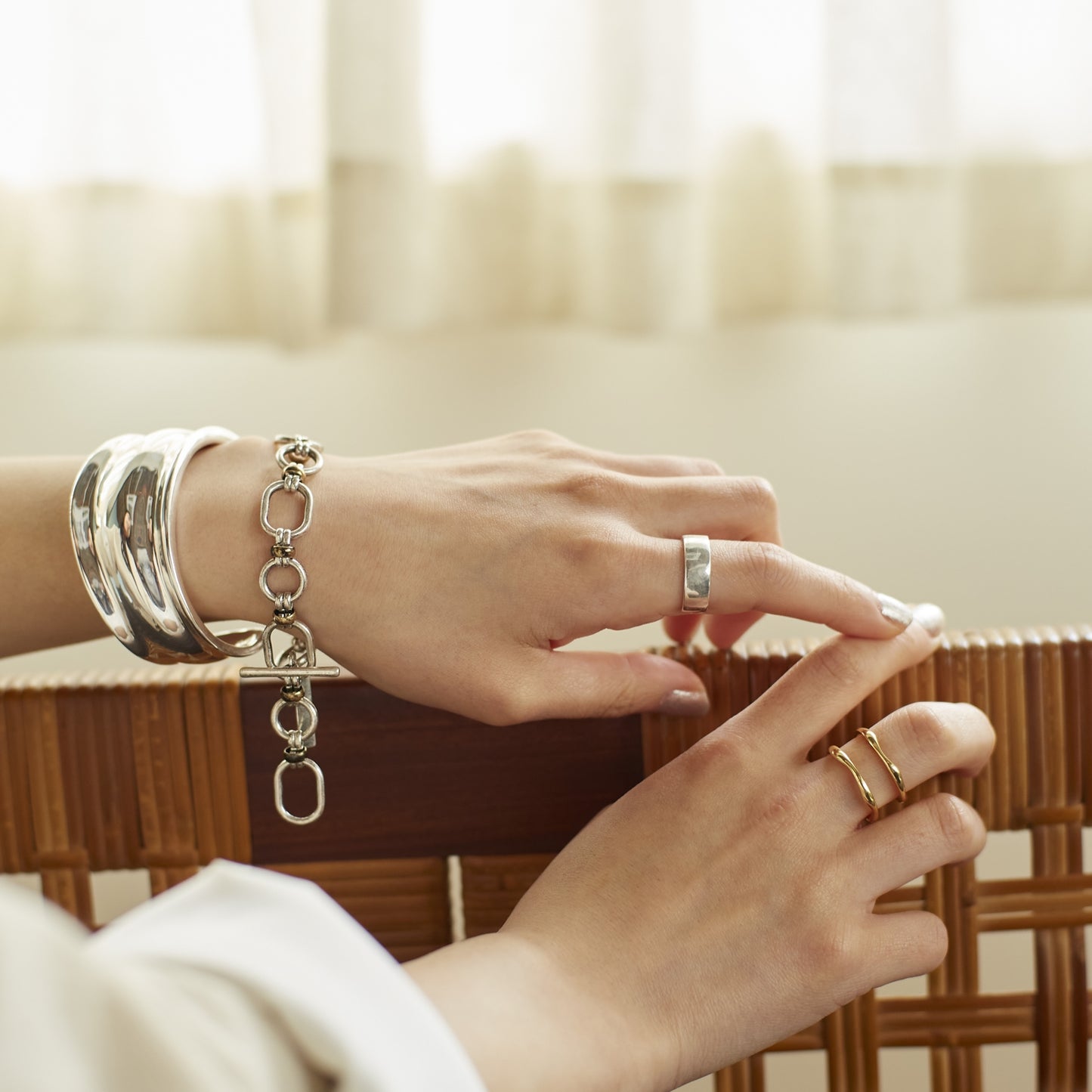 Unite Ring