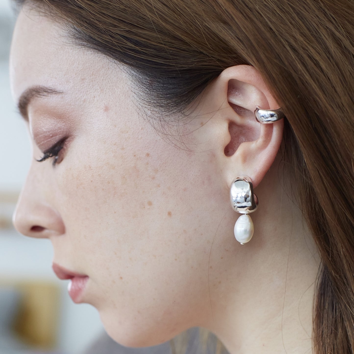 Fresh water pearl Ear Set