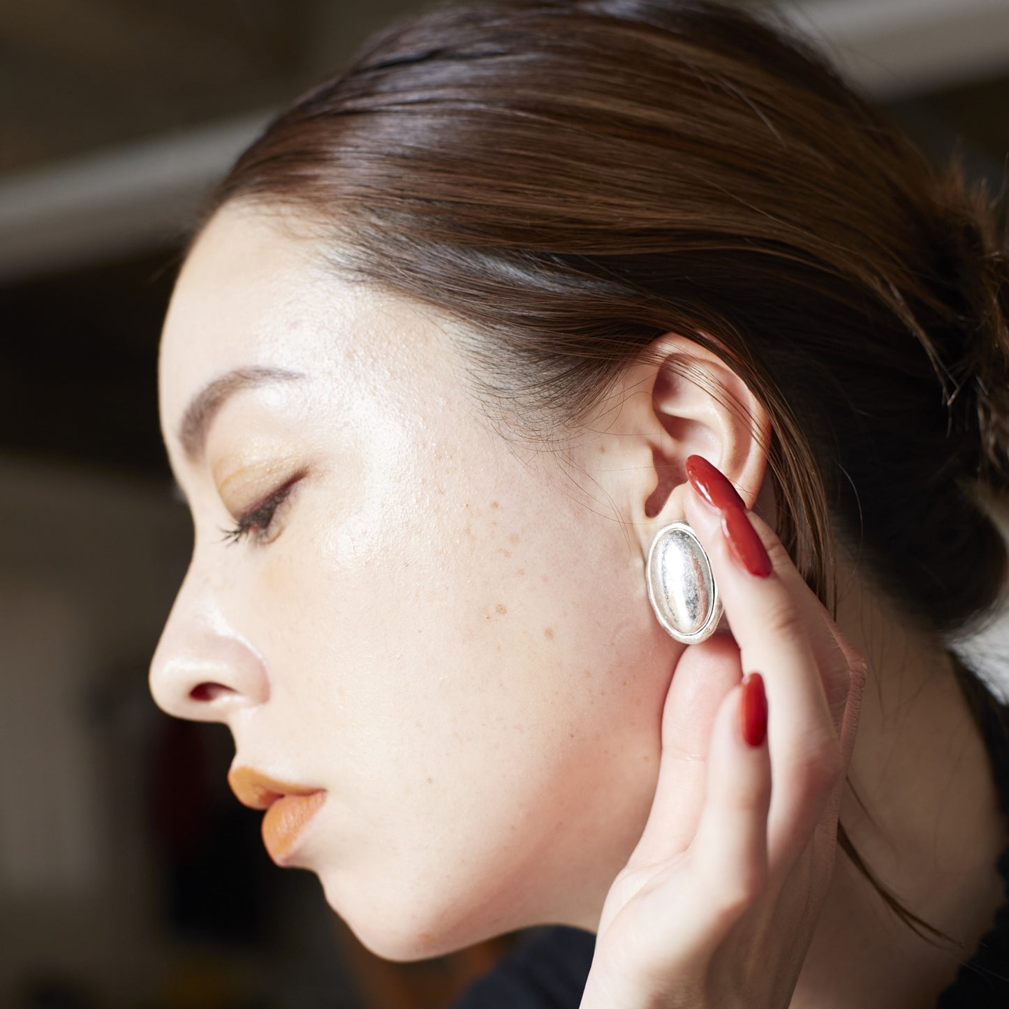 oval earrings