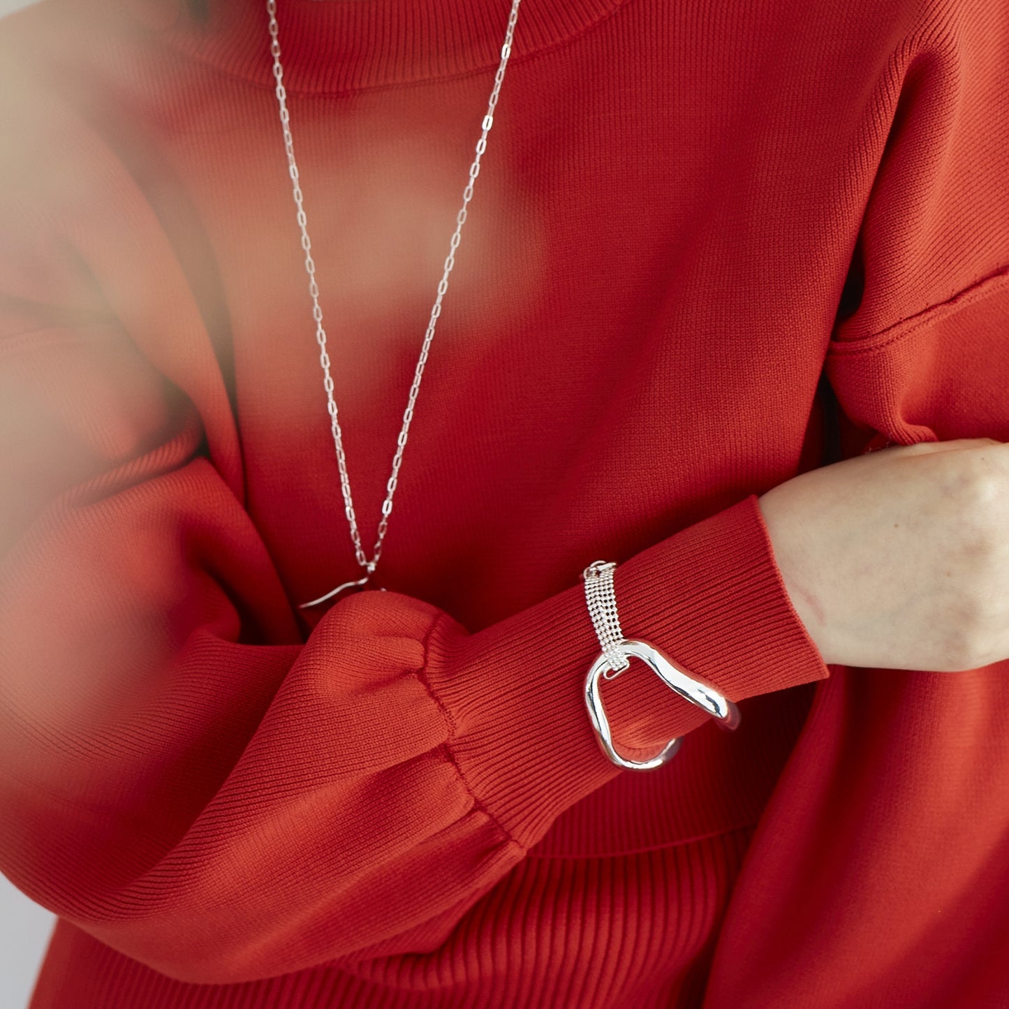 Half volume Bangle