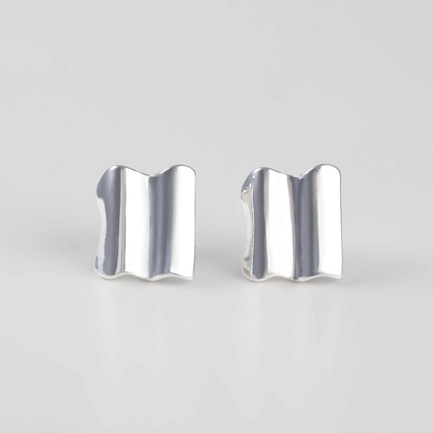 wave square earrings
