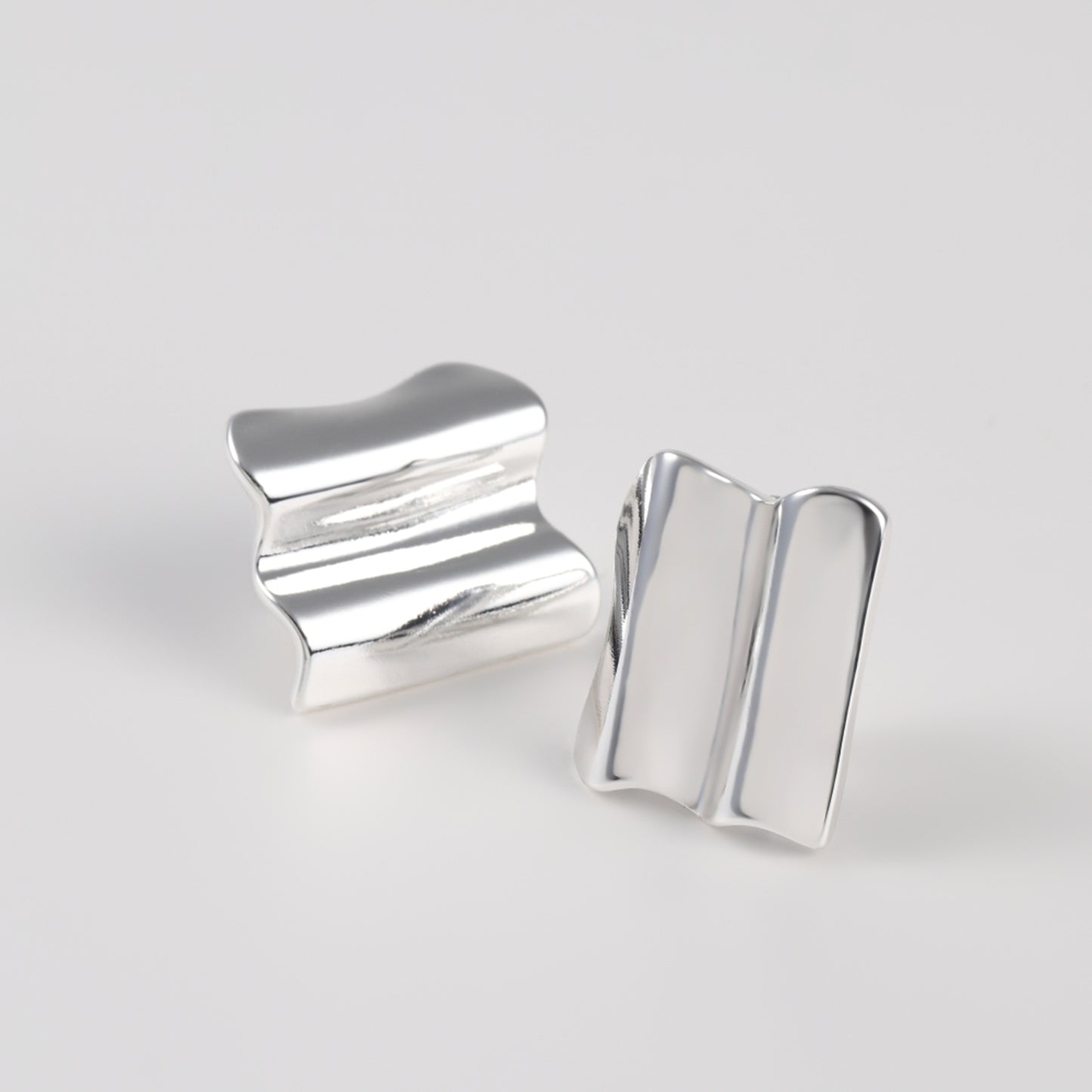 wave square earrings