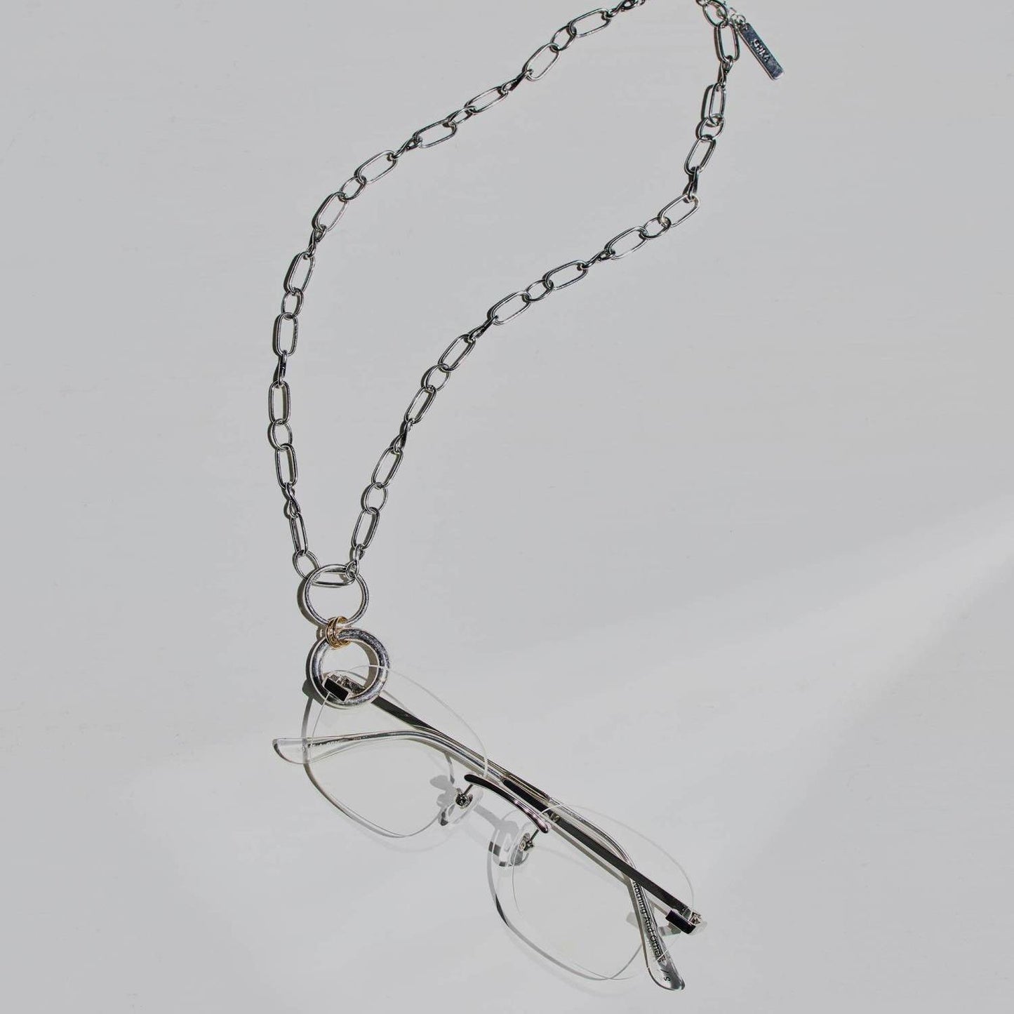 
                  
                    【鹿沼憂妃さんコラボ】Chain Mix Glasses Holder Necklace
                  
                