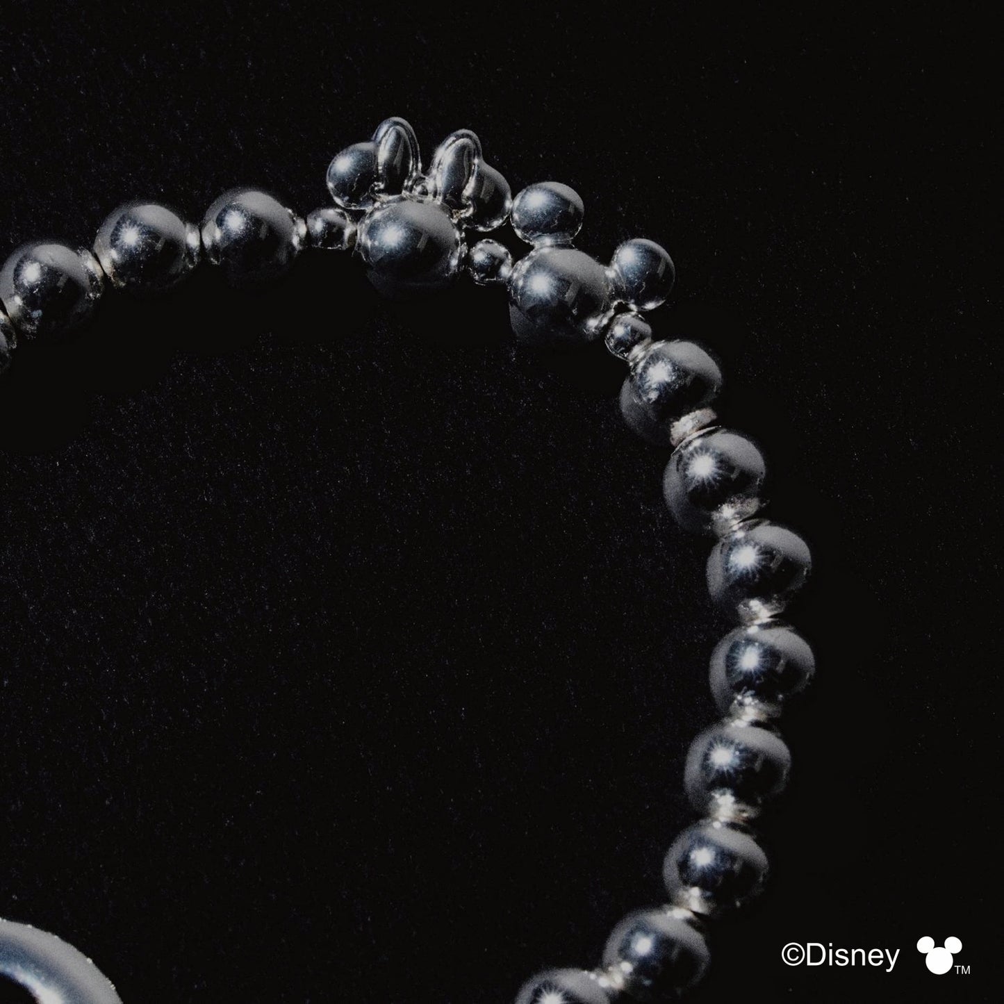 
                  
                    Mickey Mouse & Minnie Mouse /  Dot Braclet
                  
                