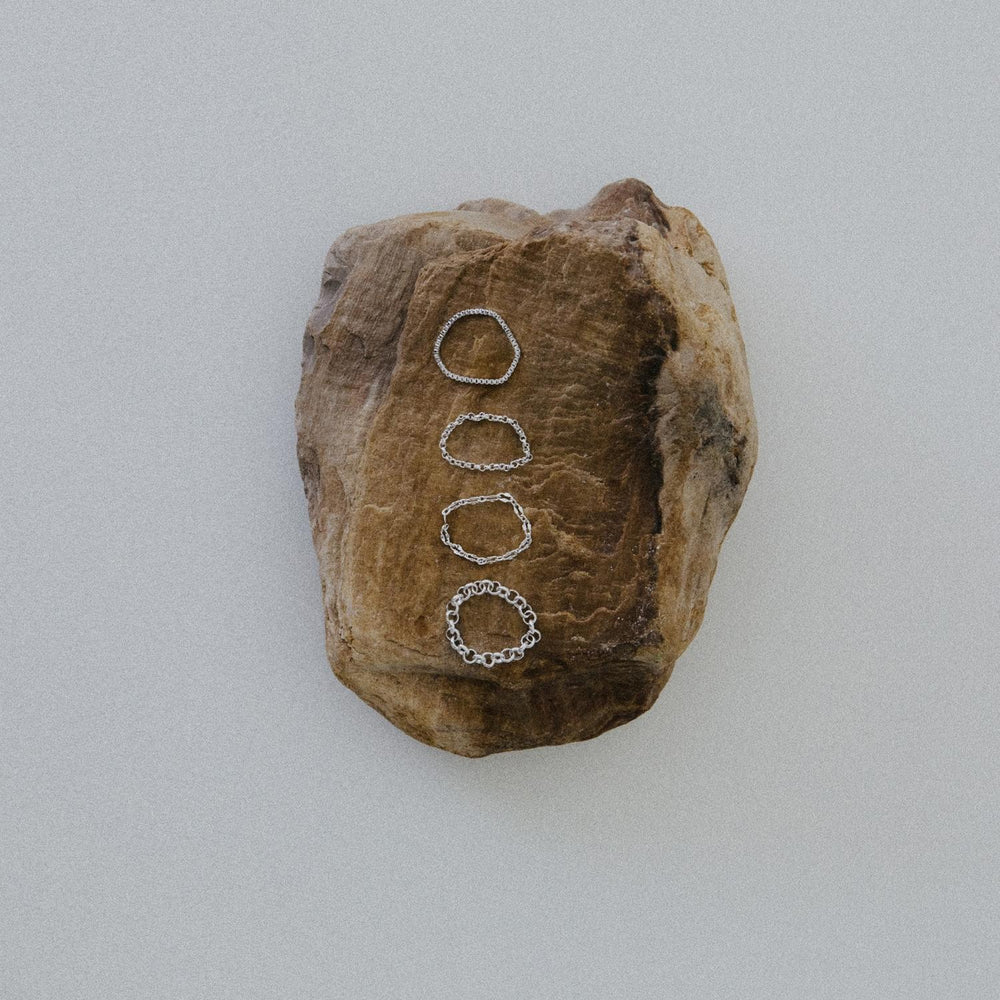 
                  
                    Expressive Chain Ring Set
                  
                