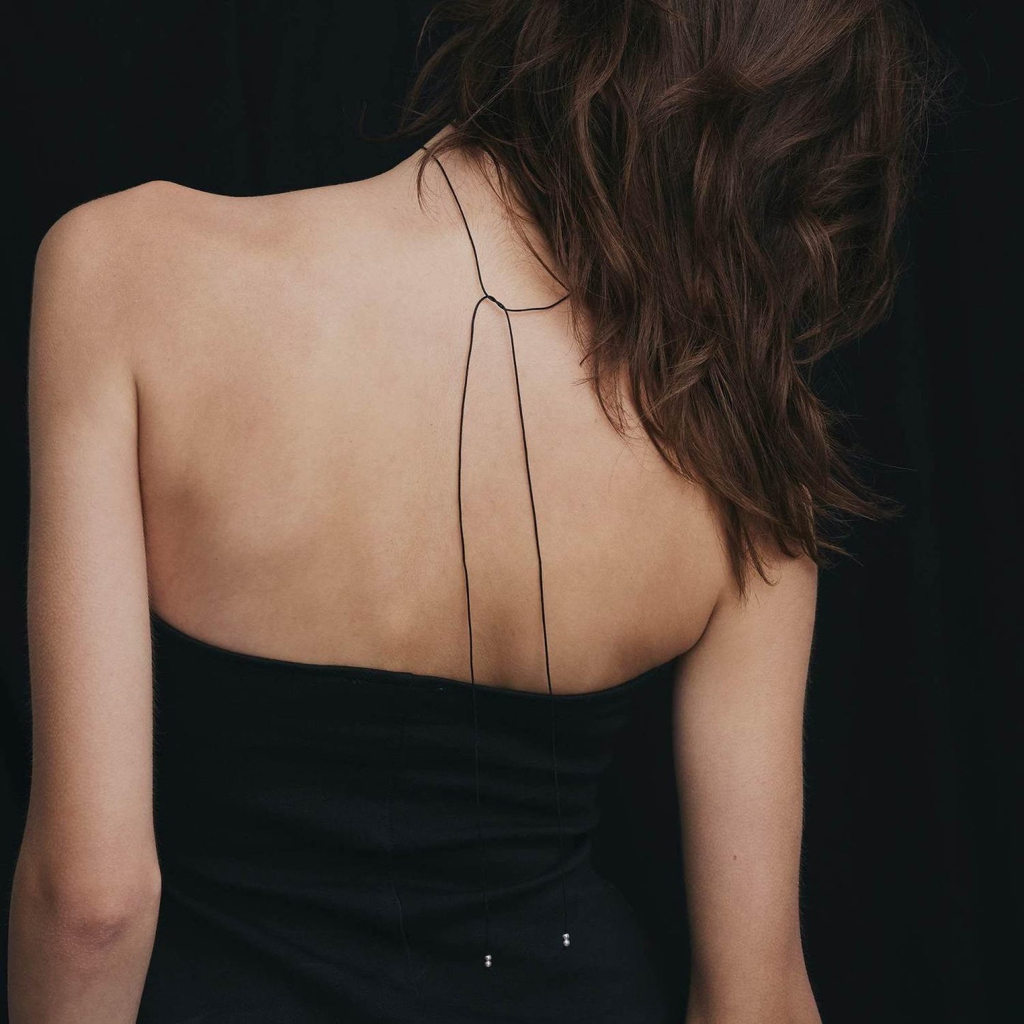 
                  
                    Thin HOOP Choker
                  
                
