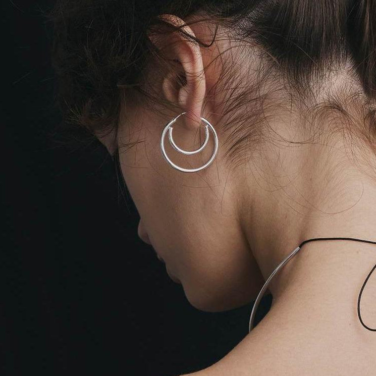
                  
                    Thin HOOP Pierce
                  
                