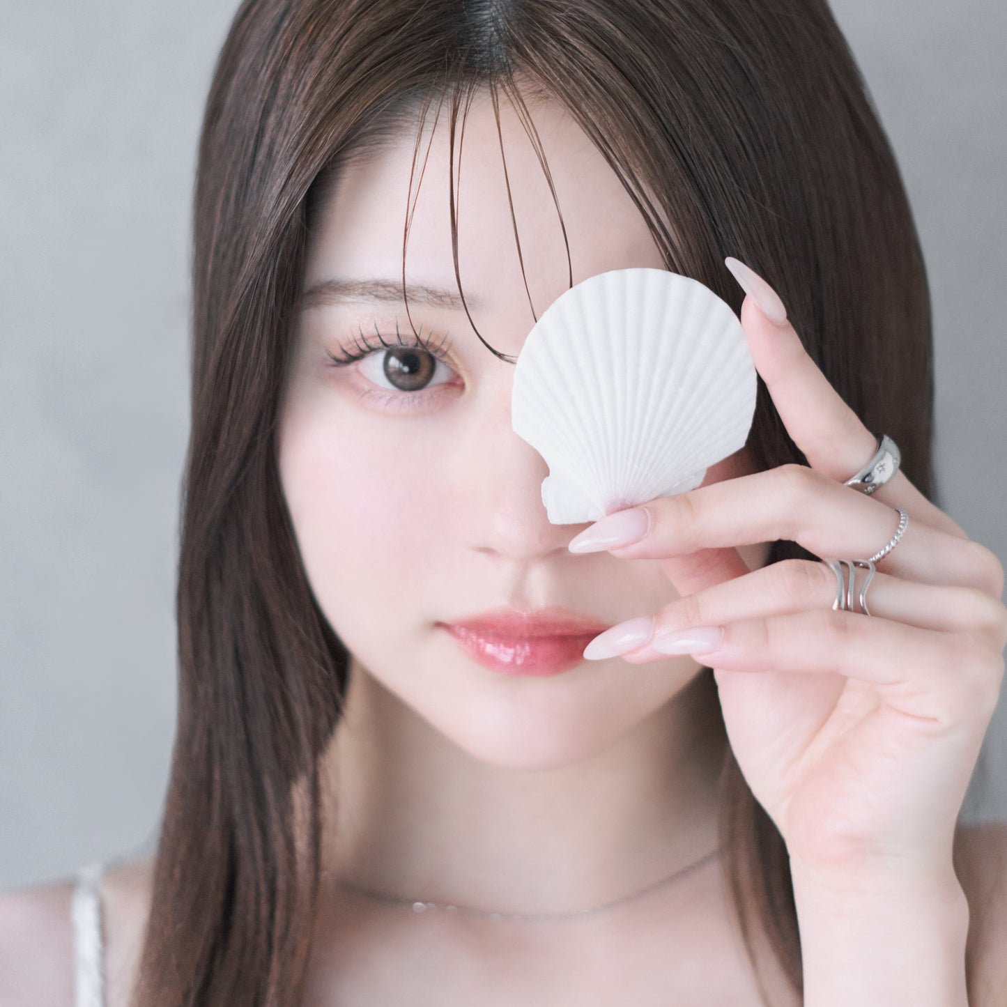 
                  
                    【りんかさん着用】グリッターチェーンネックレス
                  
                