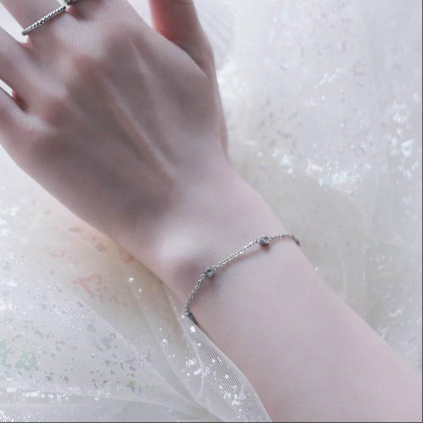 りんかさん着用】ビジューチェーンブレスレット – Donnaruma